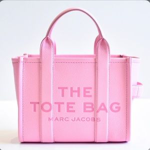 MARC JACOBS The Small Tote in Fluro Candy 🍬